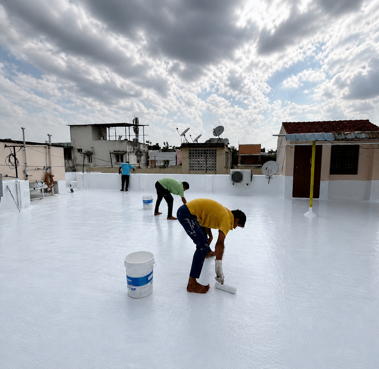 Roof Waterproofing service by waterproofpaintco